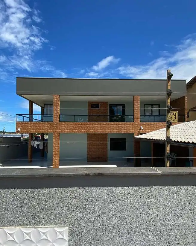 Guarda-corpo de vidro em Paulínia com estrutura para escada