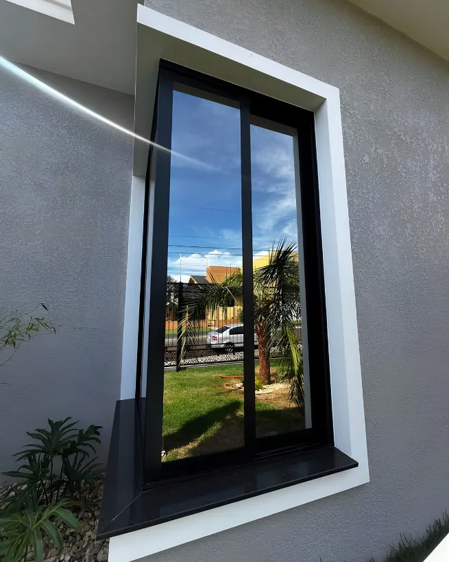 Janela de vidro em Paulínia - janela de vidro para iluminação natural