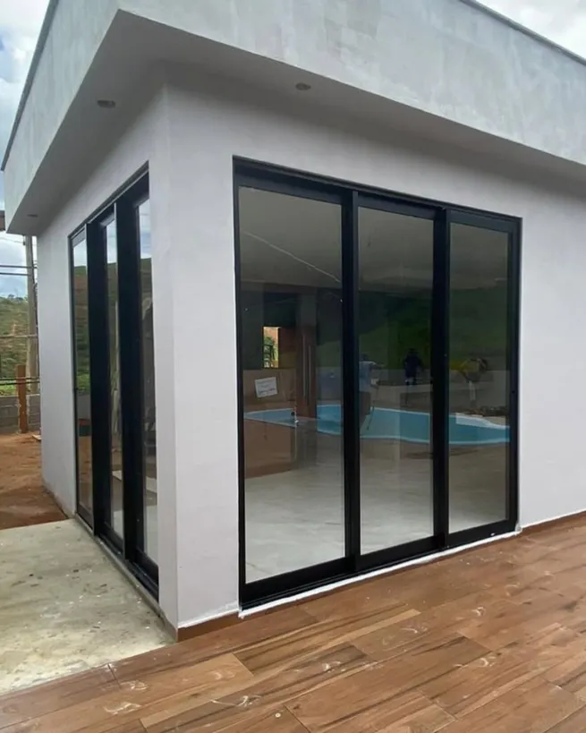 Portas de vidro em Paulínia - porta de vidro em ambiente residencial