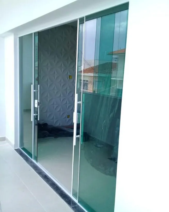 Portas de vidro em Paulínia - aplicação sob medida para portas de vidro